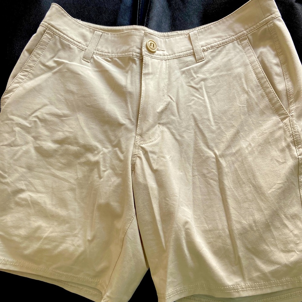 Men’s shorts size 30